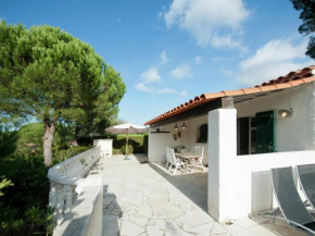 Modern Holiday Home with Swimming Pool Seabeach nearby